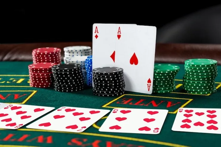 eu77 eu77 Casino: Live Tables, Slots and More